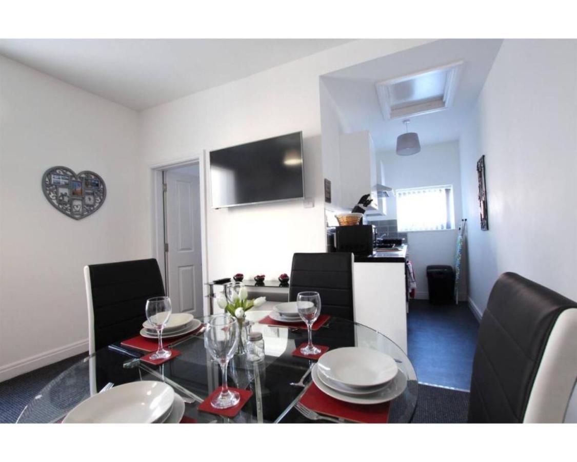 Coast Accommodation Station Road Apartments Μπλάκπουλ Εξωτερικό φωτογραφία