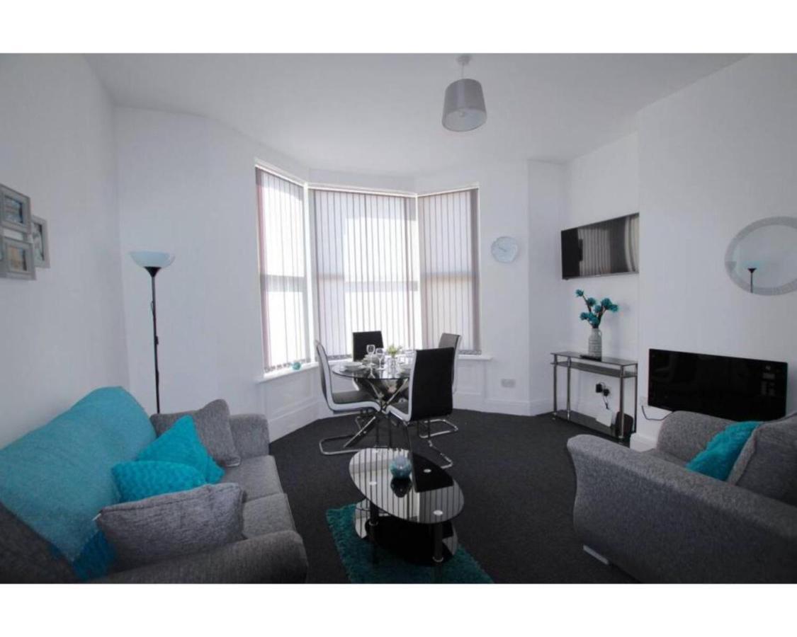 Coast Accommodation Station Road Apartments Μπλάκπουλ Εξωτερικό φωτογραφία