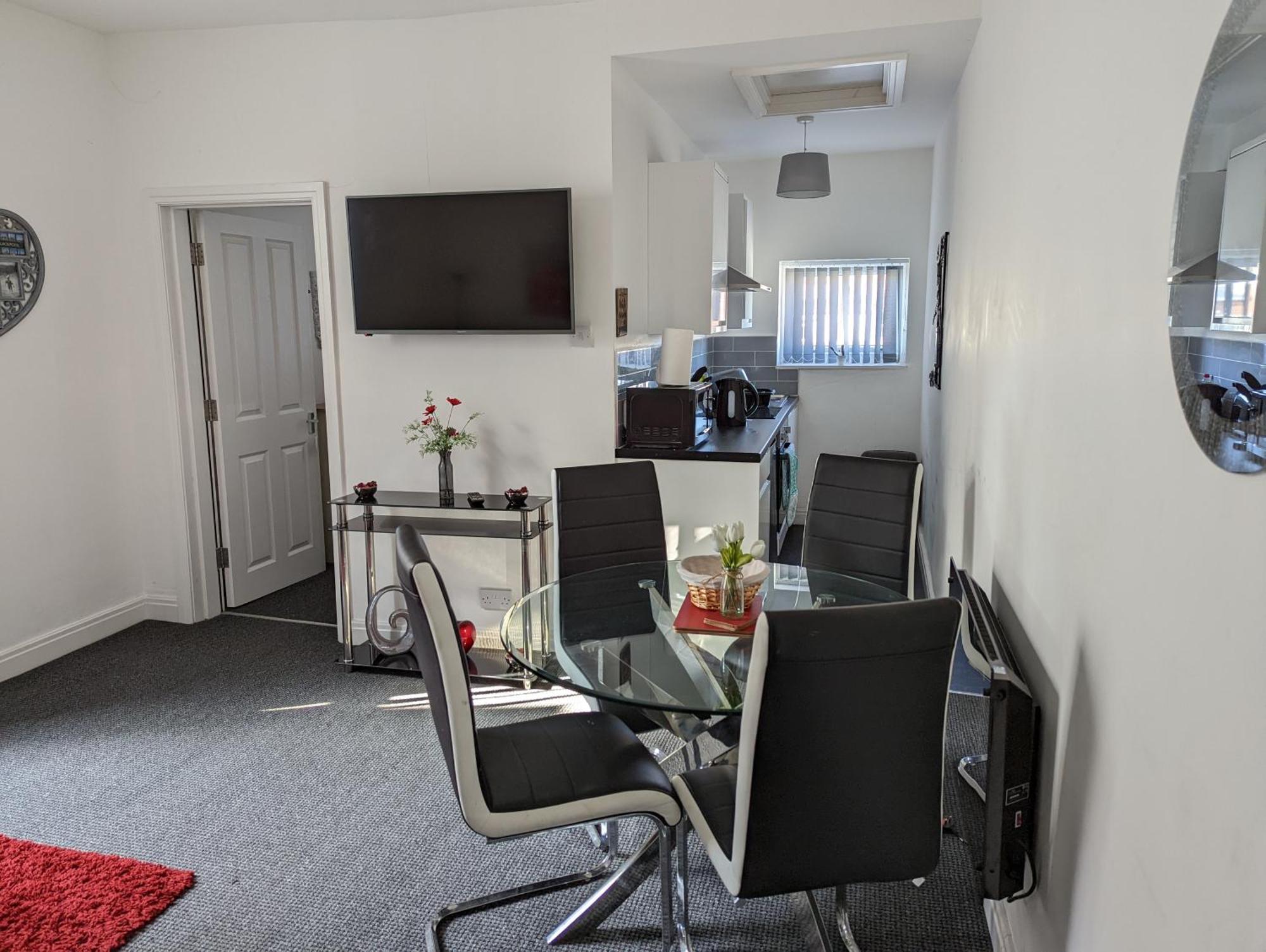 Coast Accommodation Station Road Apartments Μπλάκπουλ Δωμάτιο φωτογραφία